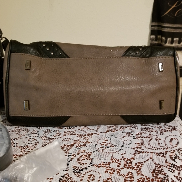 EVVE MILANO Roses Brown Vegan Leather Satchel - Picture 7 of 13